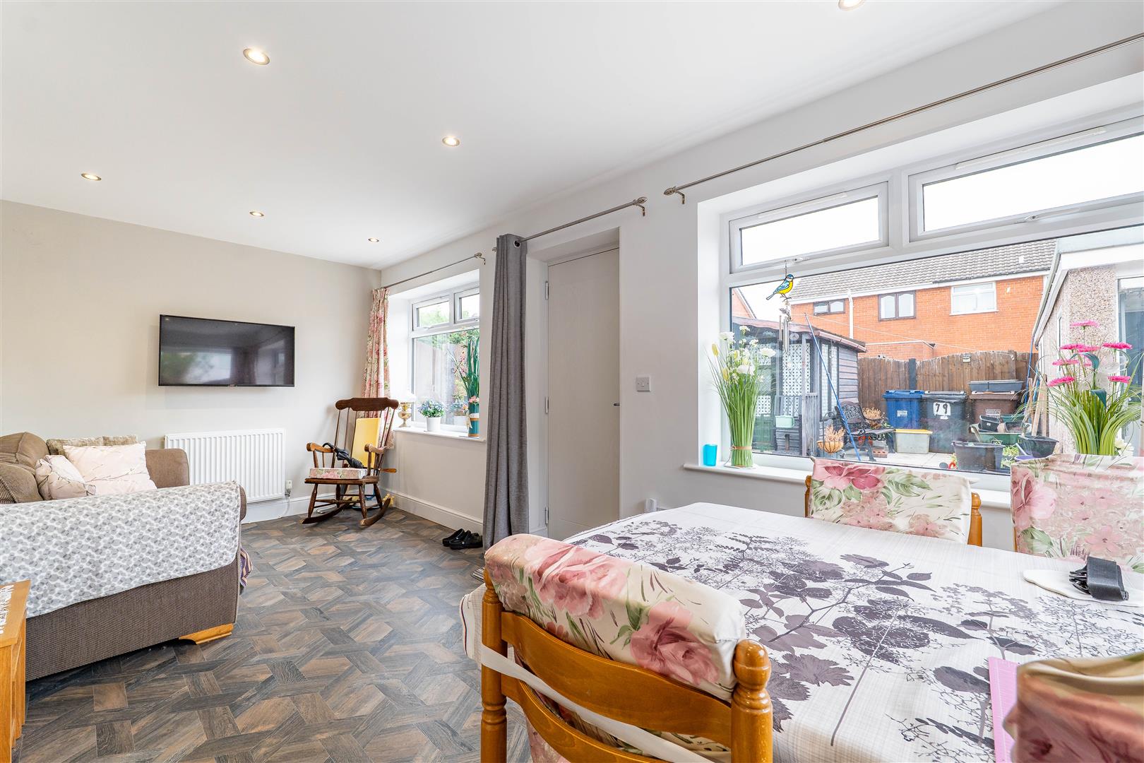 2 bed property in Fir Trees Avenue, Preston